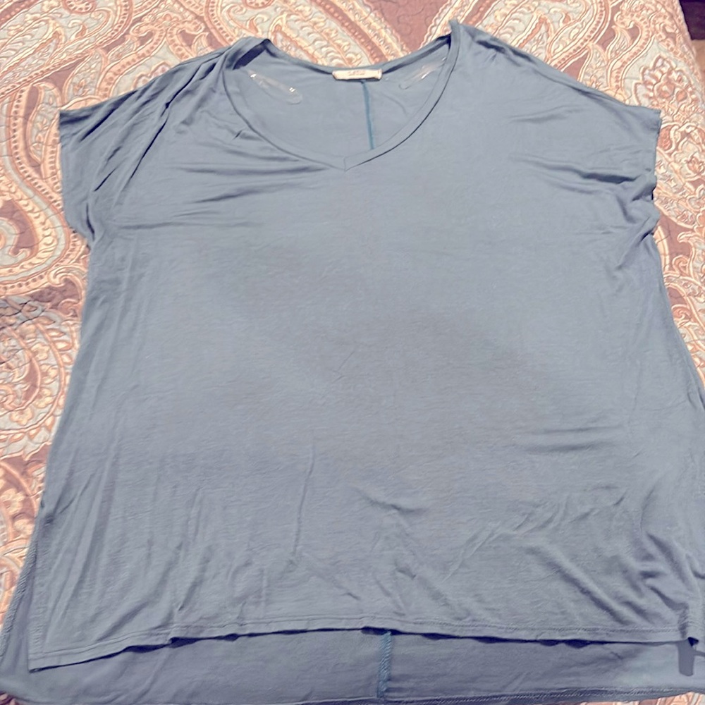 Dressy v neck tee